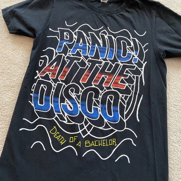 Panic! At The Disco S Death Of A Bachelor T-Shirt - Picture 2 of 10